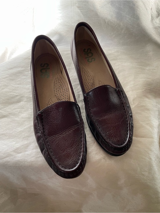SAS Shoes - SAS Women's Antique Wine Leather Simplify Slip-On Loafers Women’s 10*